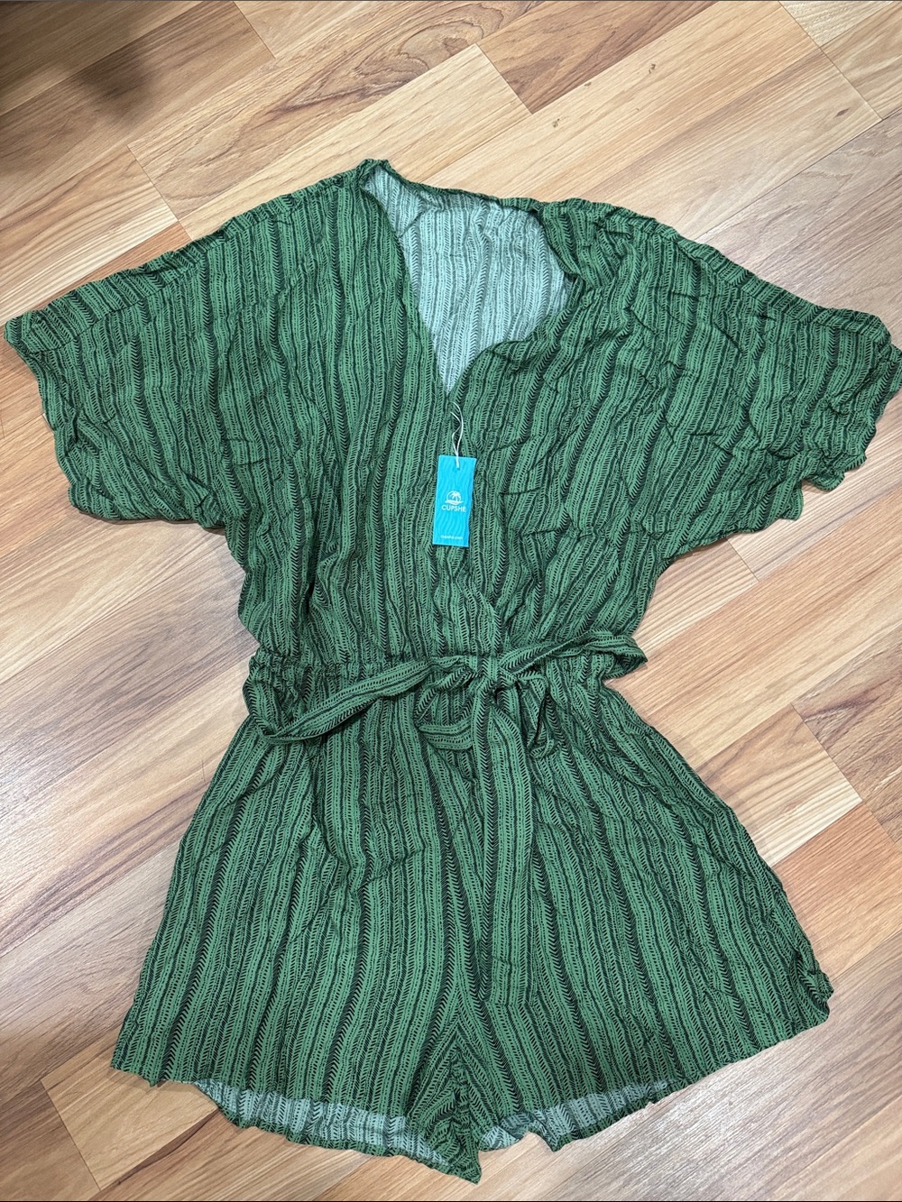 Cupshe Olive Green Textured Striped Romper